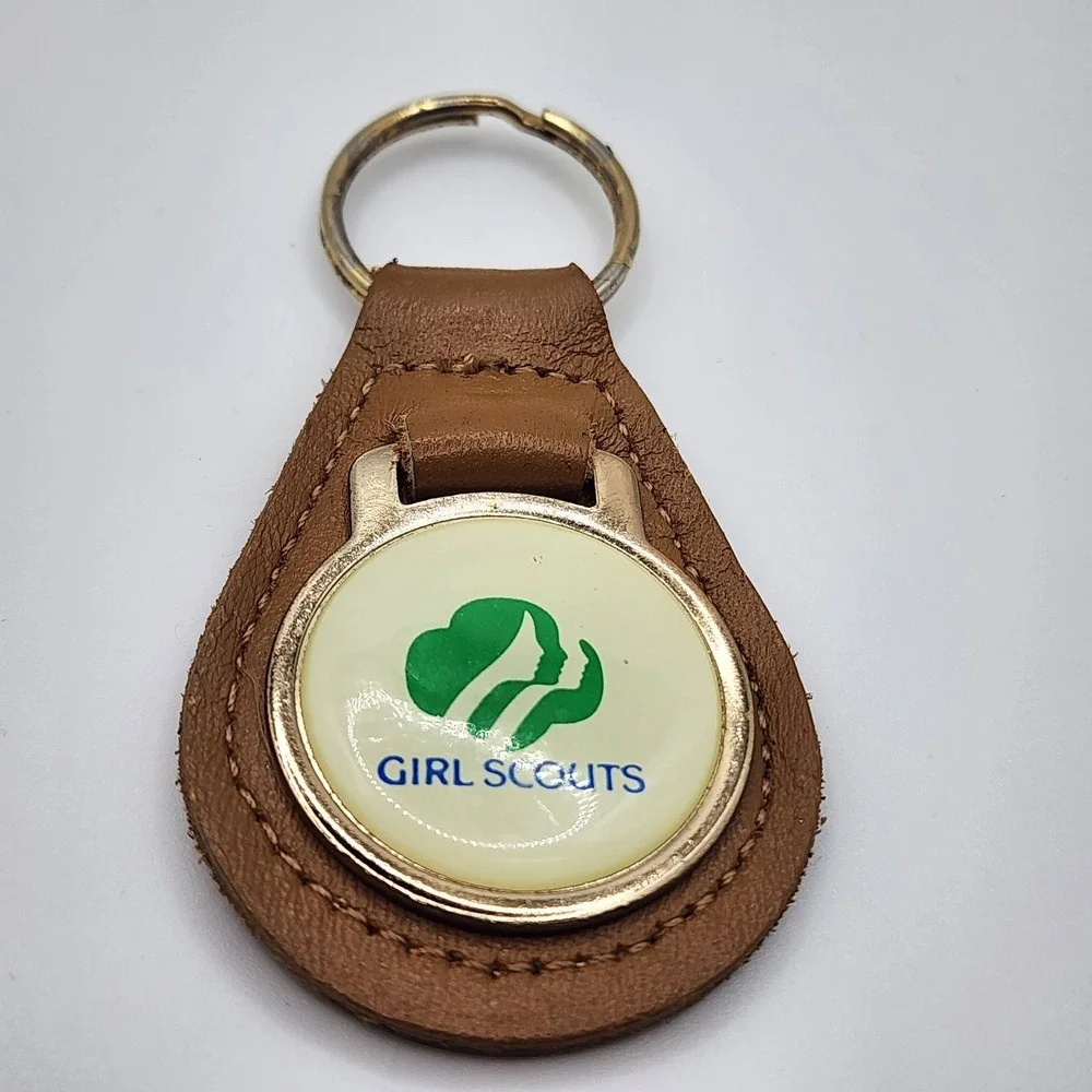 Vintage Girl Scouts Keyring Keychain 3